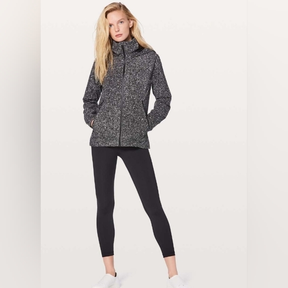 Lululemon, Here To Move Jacket, Luminesce Splatter White Black, Size 6 - Picture 14 of 15